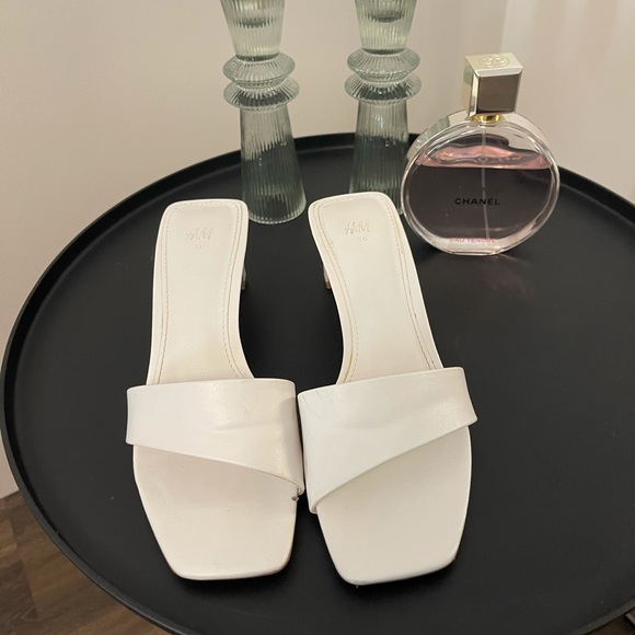 H&M Block Heels - Picture 4 of 5